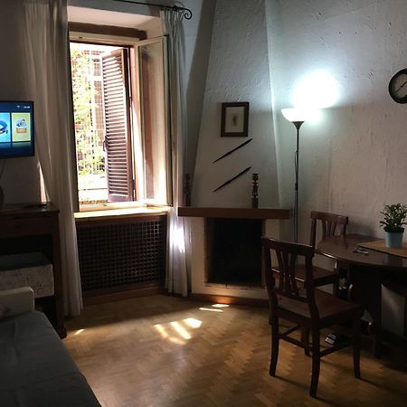 Vaticano Ohana Suite Trastevere Rom Exterior foto